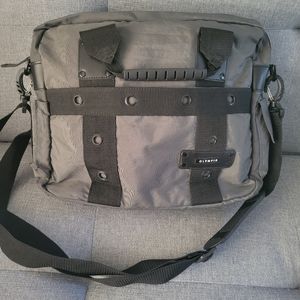 Olympia Travel bag